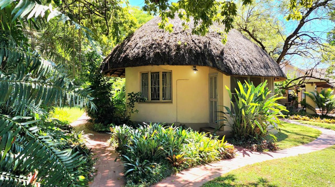 Kiaat Bungalows Hazyview Exterior photo