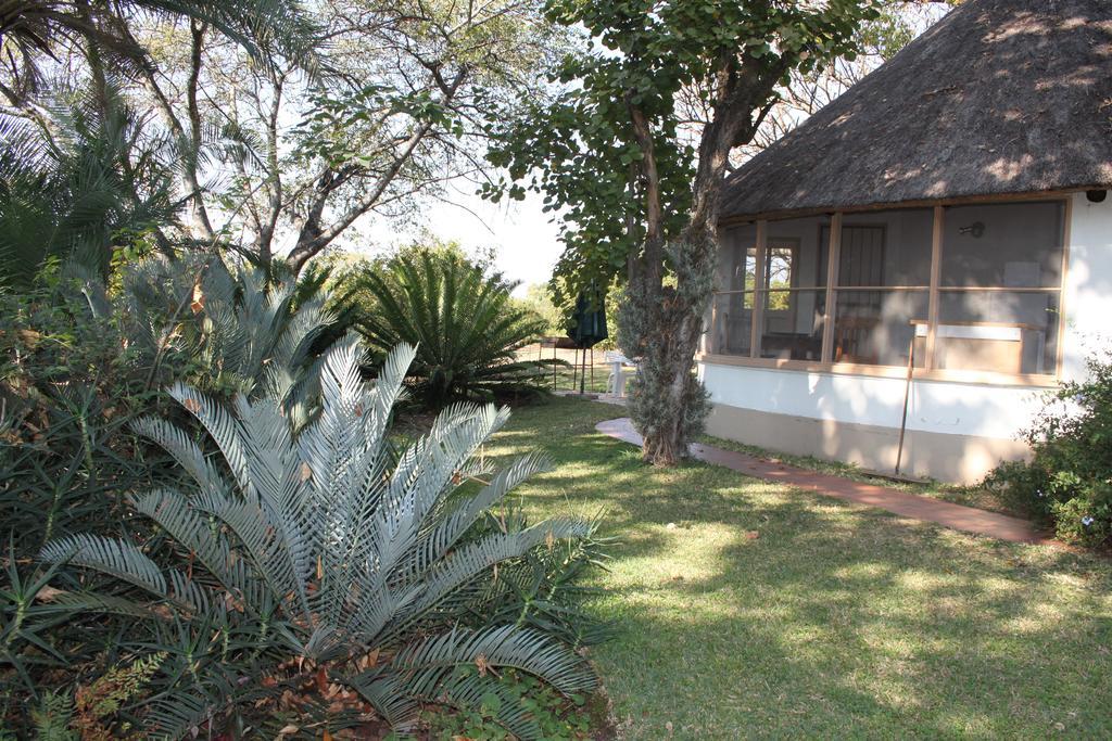 Kiaat Bungalows Hazyview Exterior photo